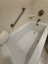 13903 A Bardmoor Pl in Tampa, FL - Foto de edificio - Building Photo