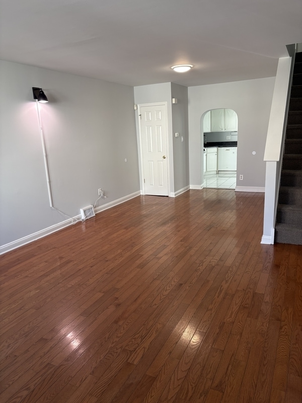 1136 Mifflin St in Philadelphia, PA - Building Photo - Building Photo