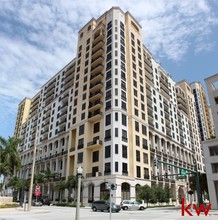 One City Plaza in West Palm Beach, FL - Building Photo - Building Photo