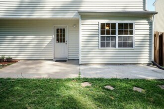 1712 Shiva Ct in Durham, NC - Building Photo - Building Photo