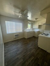 6248 N San Gabriel Blvd in San Gabriel, CA - Foto de edificio - Building Photo