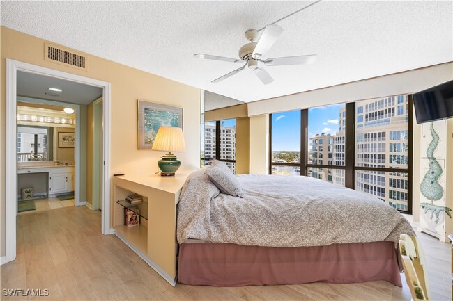 property at 4551 Gulf Shore Blvd N