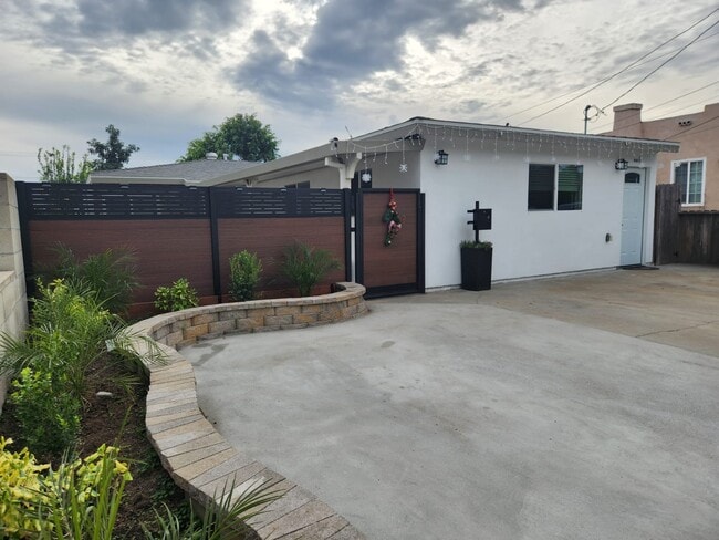 property at 9430 Olympic Blvd