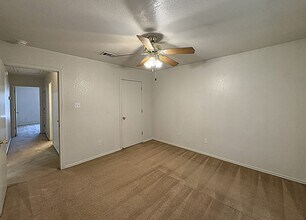 201 Janelle Dr, Unit A in Copperas Cove, TX - Foto de edificio - Building Photo