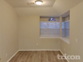 5208 Wolverton Ct in Garland, TX - Building Photo - Building Photo