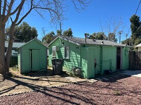 814 Edgar Ave, Unit 814.5 in Beaumont, CA - Building Photo