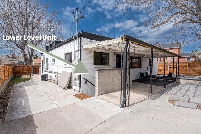 property at 2454 Irving St