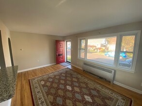 30 E 7th St in Pottstown, PA - Building Photo - Building Photo