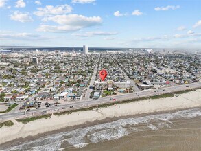 1725 Avenue O in Galveston, TX - Building Photo - Building Photo