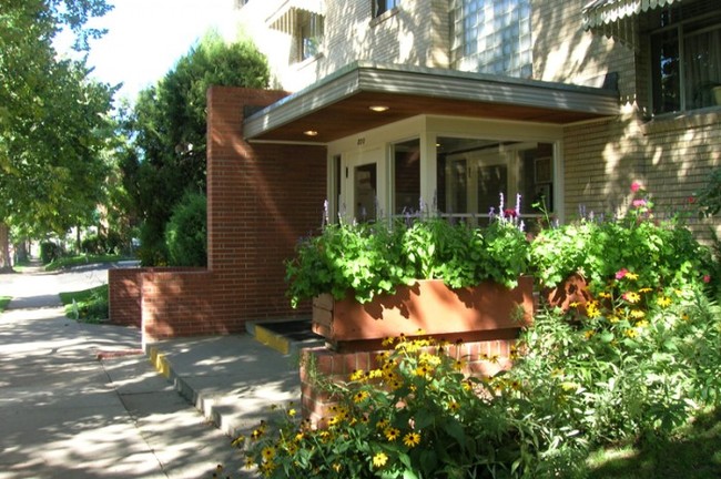 The Ogden Arms Apartments in Denver, CO - Building Photo - Building Photo