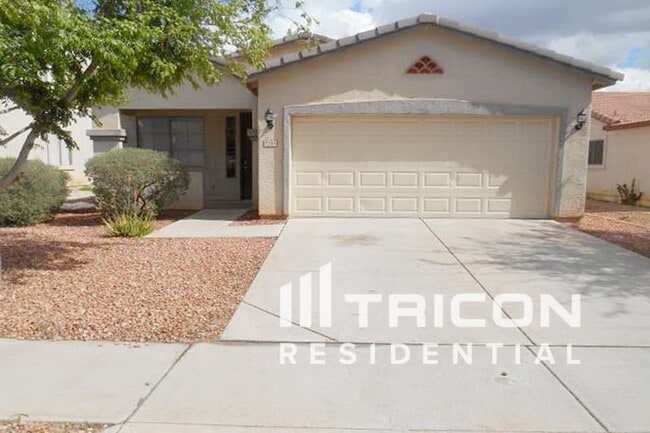 7215 S 38th Dr in Phoenix, AZ - Building Photo - Building Photo