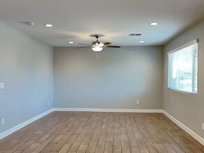 1211 W Elna Rae St in Tempe, AZ - Building Photo - Building Photo