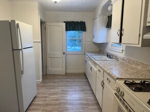 2315 Green St in Rockford, IL - Building Photo - Building Photo