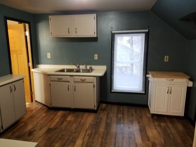 1633 Winnebago St in La crosse, WI - Building Photo - Building Photo