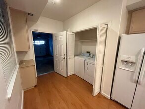 903 Sunrose Ter in Sunnyvale, CA - Building Photo - Building Photo
