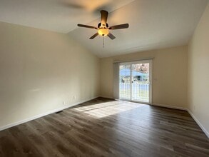 102N-106 N Maple St in Kenbridge, VA - Building Photo - Building Photo