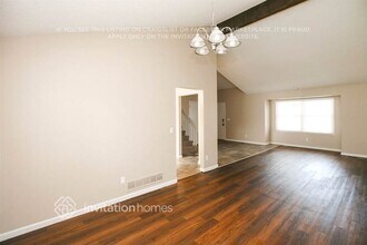 19030 E Chaffee Pl in Denver, CO - Building Photo - Building Photo