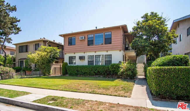 1124 San Rafael Ave in Glendale, CA - Building Photo - Building Photo