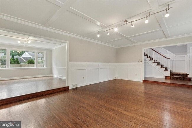 310 Pine Tree Rd in Wayne, PA - Building Photo - Building Photo