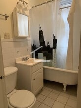 117 Park Dr, Unit 33 in Boston, MA - Building Photo - Building Photo