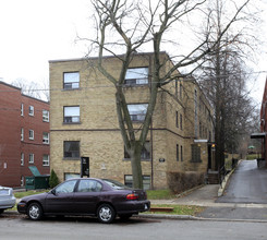 Kingsway Park Apartments in Toronto, ON - Building Photo - Building Photo