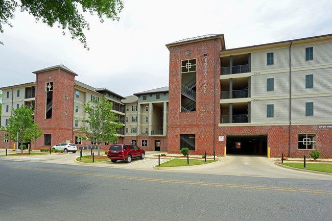 Central Park in Tuscaloosa, AL - Building Photo - Building Photo