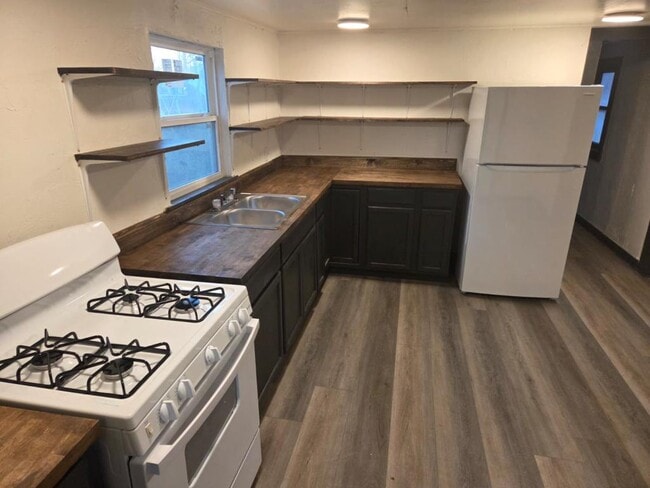 510 Noble St in Perry, OK - Building Photo - Building Photo