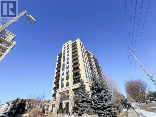 520 Steeles Ave W in Vaughan, ON - Building Photo - Building Photo