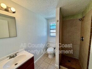 910 61st Ave E in Bradenton, FL - Building Photo - Building Photo