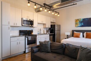 The Shelby in St. Louis, MO - Building Photo