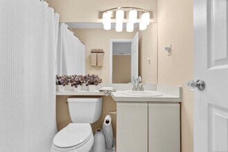 103 The Arbors in Rocky Hill, CT - Building Photo - Building Photo