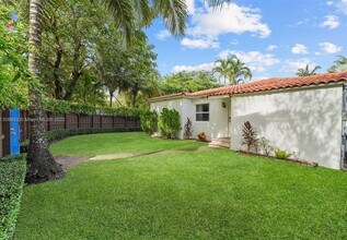 2441 Swanson Ave in Miami, FL - Building Photo - Building Photo