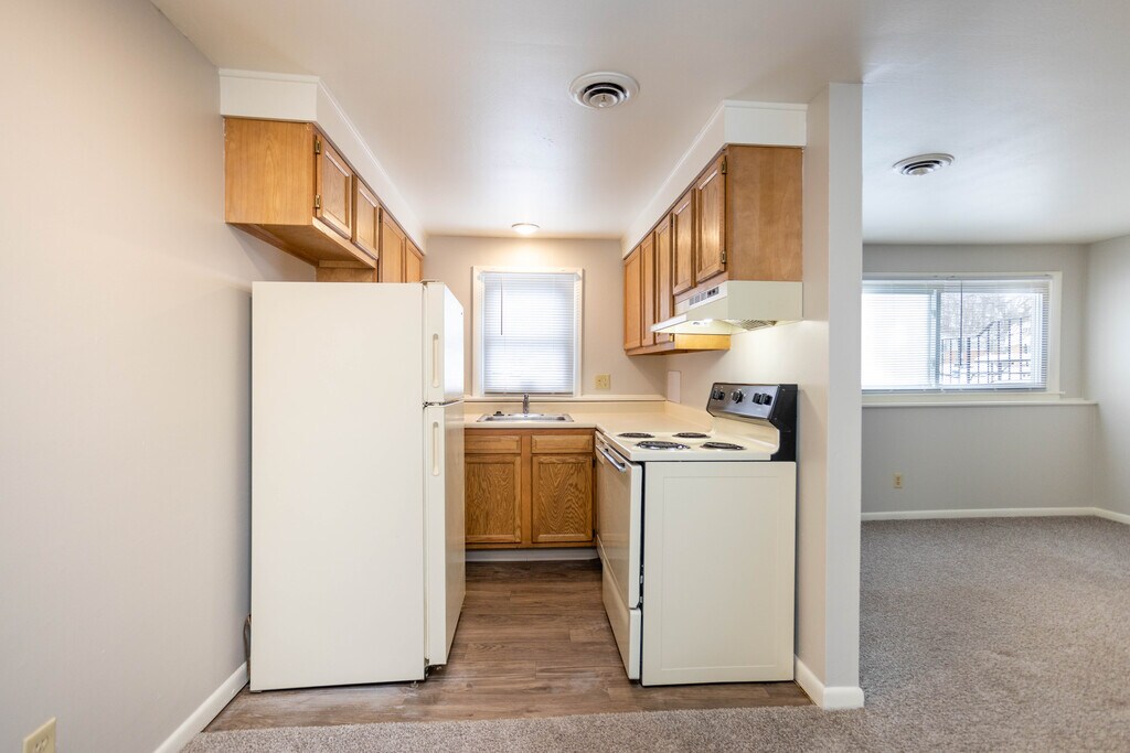 Candlewood Gardens Baldwinsville, NY Apartments