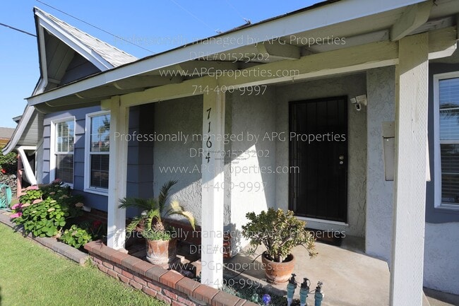 7164 Santa Teresa Cir in Buena Park, CA - Building Photo - Building Photo