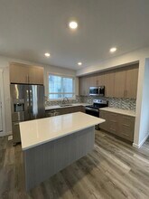 3623 James Mowatt Trl SW in Edmonton, AB - Building Photo - Building Photo