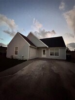 6040 Lace Wood Cir in Atlantis, FL - Building Photo