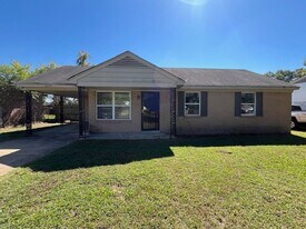 2685 Valleybrook Rd in Horn Lake, MS - Building Photo