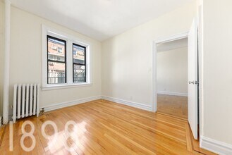 32-52 33rd Street in New York, NY - Building Photo - Interior Photo