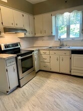 1632 Greenleaf St in Allentown, PA - Building Photo - Building Photo