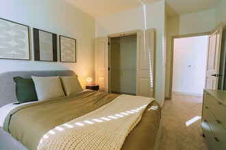 Oxlley in Edmond, OK - Foto de edificio - Building Photo