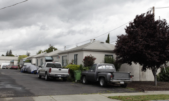 22782-22802 Alice St in Hayward, CA - Building Photo - Building Photo