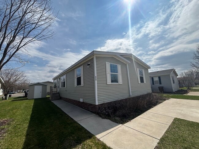 312 Scarlet Oak Ln in Whittaker, MI - Building Photo - Building Photo