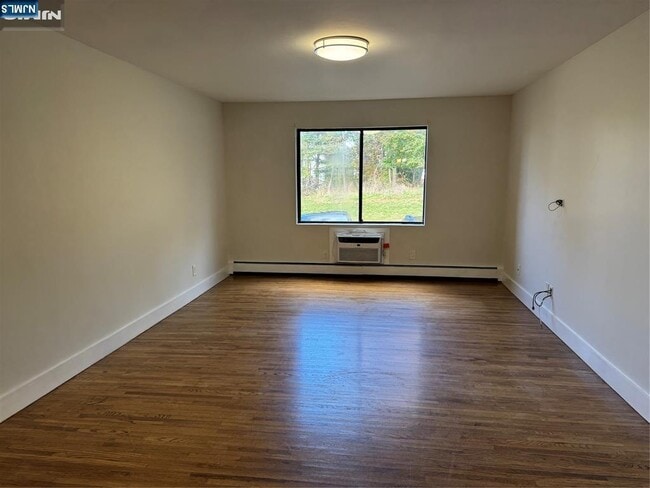 104 Bellgrove Dr in Mahwah, NJ - Building Photo - Building Photo