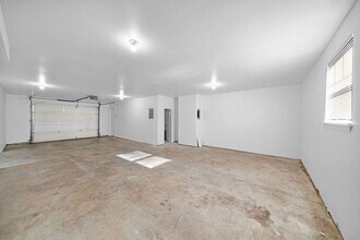 The Willows in Portland, OR - Building Photo - Building Photo
