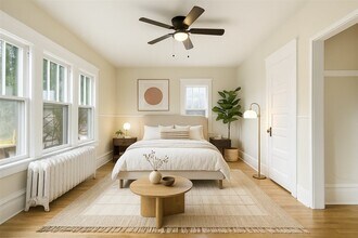 712 Cedar Lake Rd S in Minneapolis, MN - Building Photo - Building Photo