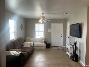 363 N Rife St in Aransas Pass, TX - Building Photo - Building Photo