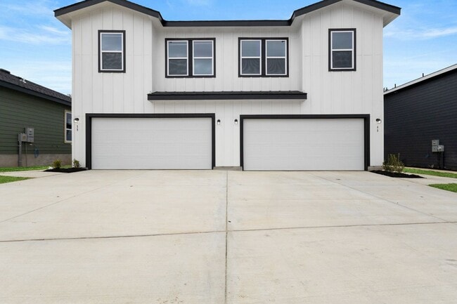 property at 114 Sai Mnr