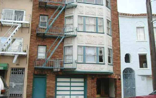 2450 Chestnut St in San Francisco, CA - Building Photo - Building Photo