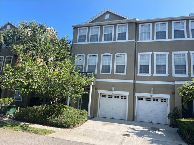 3027 Bayshore Pointe Dr