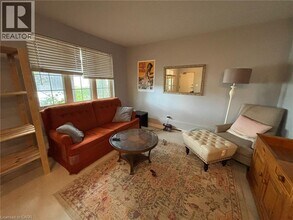 124 King St N in Waterloo, ON - Building Photo - Building Photo